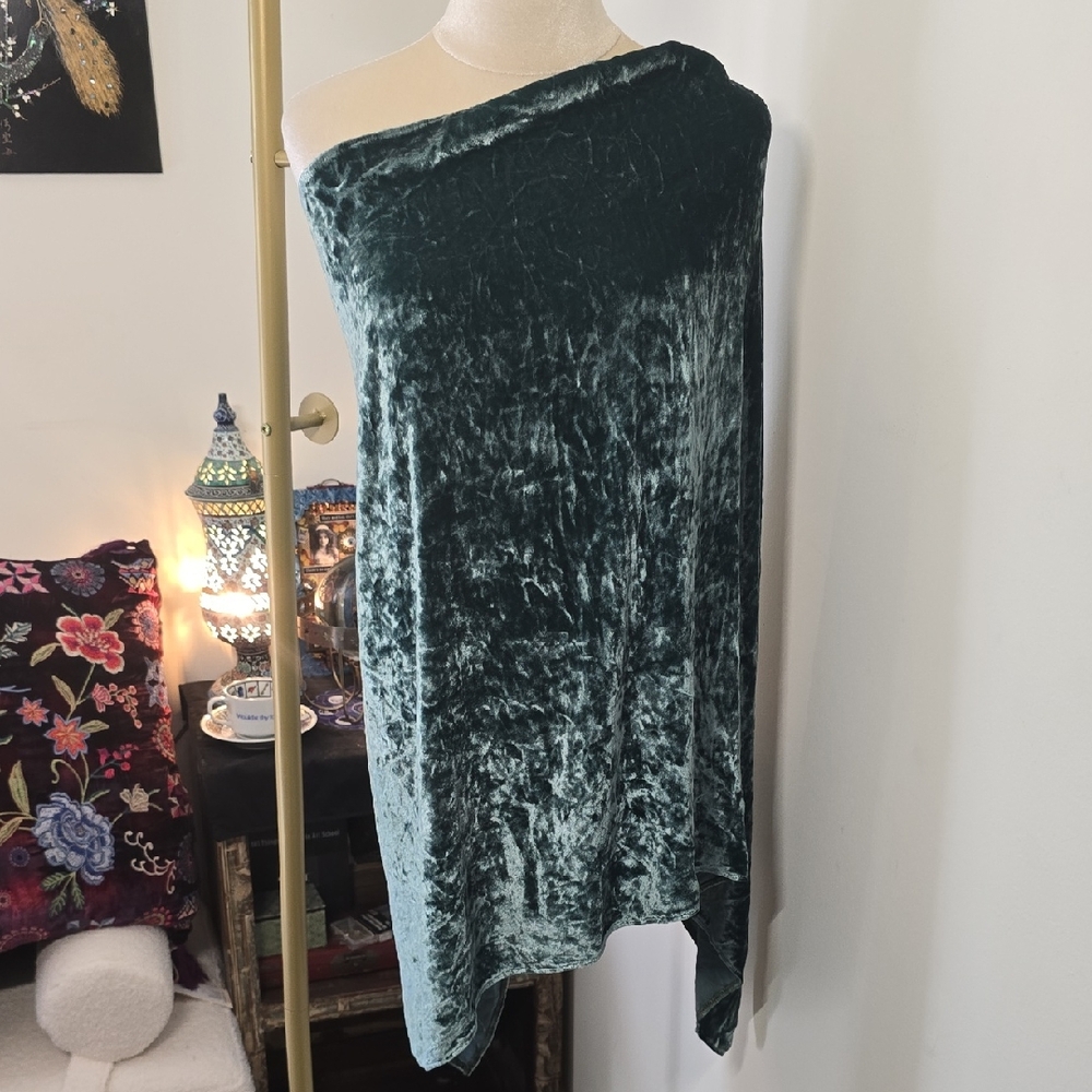 Elegant Velvet Wrap
